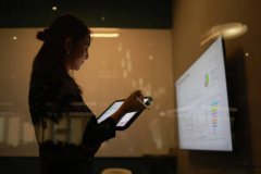 张雪机车赛道夺冠 背后是产业链上“隐形冠军”协同支撑